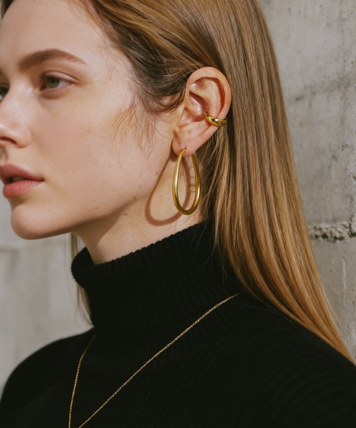 Ops.(オプス)の「ピアス 金属アレルギー対応 フープピアス シルバー925 ゴールド 【Tilk ティルク】(ピアス(両耳用)・レディース・シルバー・ONE SIZE)」の16枚目の写真