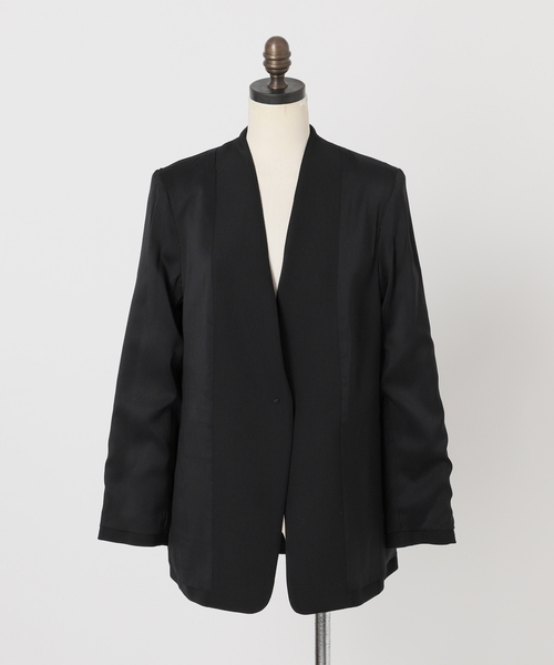 Spick & Span（スピックアンドスパン）の「トロストレッチVカラージャケット（ノーカラージャケット・レディース・ベージュ/ブラック・38/36/34）」の22枚目の写真