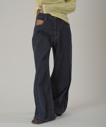 MUHET（ミュエータ）の「synthetic leather pocket cinch back denim pants / 合成皮革ポケットシンチバックデニムパンツ（デニムパンツ）」