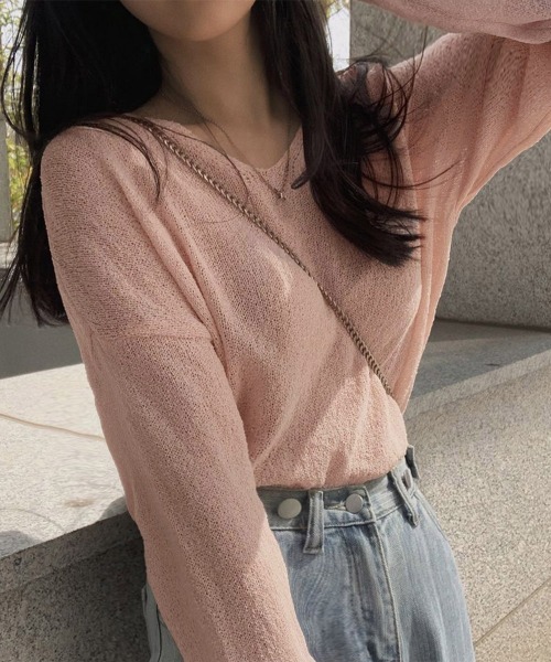 Miniministore（ミニミニストア）の「透け感ニットトップス Vネック 長袖春服（ニット/セーター・レディース・ピンク/アイボリー/ブルーグレー/ブラック/ブラウン・FREE）」の16枚目の写真