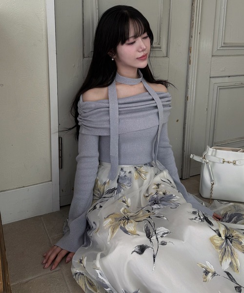 ROYAL PARTY（ロイヤルパーティー）の「ストール付オフショルギャザーラメニットトップス（ニット/セーター・レディース・ピンク/ブラック/オフホワイト/パープル・FREE）」の3枚目の写真