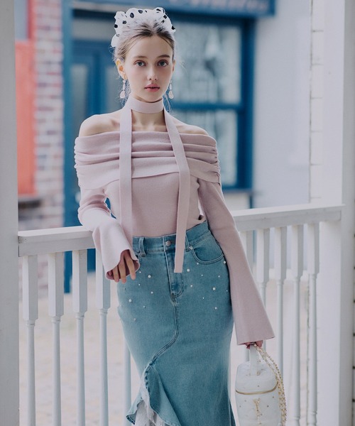 ROYAL PARTY（ロイヤルパーティー）の「ストール付オフショルギャザーラメニットトップス（ニット/セーター・レディース・ピンク/ブラック/オフホワイト/パープル・FREE）」の13枚目の写真