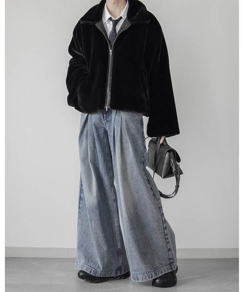 ELLUV（エルブ）の「【ELLUV/エルヴ】13ozティックネスデニム ディメンションタック ワイドフレアスラックス（デニムパンツ・メンズ・ダークインディゴブルー/ブラック/ライトインディゴブルー・S/M/XS）」の17枚目の写真