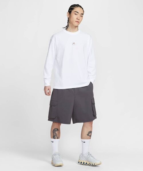 NIKE(ナイキ)の「ナイキ スポーツウェア ロングスリーブ Tシャツ / Nike Sportswear Long-Sleeve T-Shirt IO9761-100 White(Tシャツ/カットソー・メンズ・ホワイト・XL/2XL/S/M/L)」の14枚目の写真