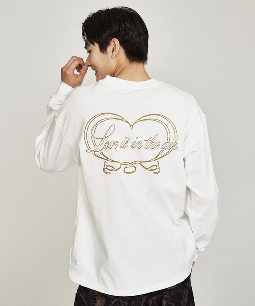 NIKE(ナイキ)の「ナイキ スポーツウェア ロングスリーブ Tシャツ / Nike Sportswear Long-Sleeve T-Shirt IO9761-100 White(Tシャツ/カットソー・メンズ・ホワイト・XL/2XL/S/M/L)」の1枚目の写真