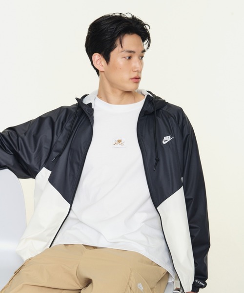 NIKE(ナイキ)の「ナイキ スポーツウェア ロングスリーブ Tシャツ / Nike Sportswear Long-Sleeve T-Shirt IO9761-100 White(Tシャツ/カットソー・メンズ・ホワイト・XL/2XL/S/M/L)」の7枚目の写真