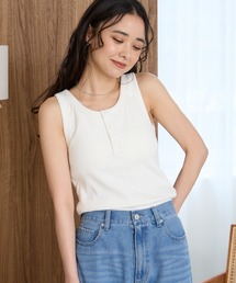 THE CRAFT CREW PRODUCTS（ザクラフトクループロダクツ）の「接触冷感 カップ付き ヘンリーネック リブタンクトップ   UVカット【THE CRAFT CREW PRODUCTS】（タンクトップ）」