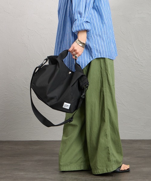 Drifter（ドリフター）の「[Drifter/ドリフター] CARRY ALL BAG ミディアム 2WAYトートバッグ（トートバッグ・レディース・ゼブラ/レオパード/ブラック・ONE SIZE）」の2枚目の写真