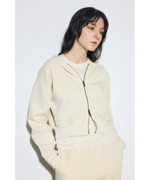 AZUL by moussy（アズールバイマウジー）の「ピグメントダブルジップフーディー（パーカー・レディース・ライトブラック/アイボリー/カーキ・FREE）」の6枚目の写真