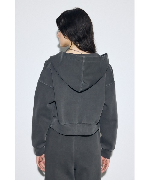 AZUL by moussy（アズールバイマウジー）の「ピグメントダブルジップフーディー（パーカー・レディース・ライトブラック/アイボリー/カーキ・FREE）」の19枚目の写真