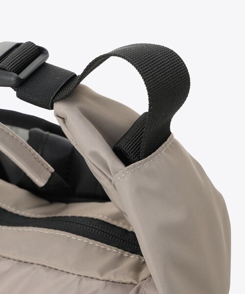Columbia(コロンビア)の「撥水 Columbia/ グレートスモーキーガーデン 3ウェイ バックパック /コロンビア(ショルダーバッグ・レディース・サンドベージュ/ブラック/ブルー・ONE SIZE)」の16枚目の写真