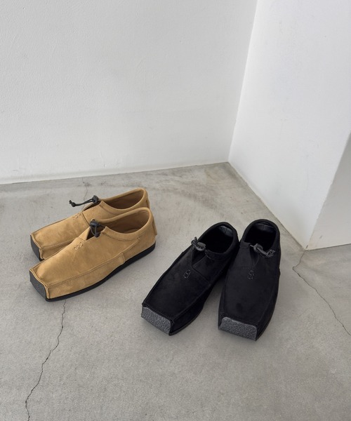 CANAL JEAN（キャナルジーン）の「diggity　スクエアトゥモカシン（モカシン/デッキシューズ・レディース・ベージュ/ブラック・24.5/24/23.5）」の3枚目の写真