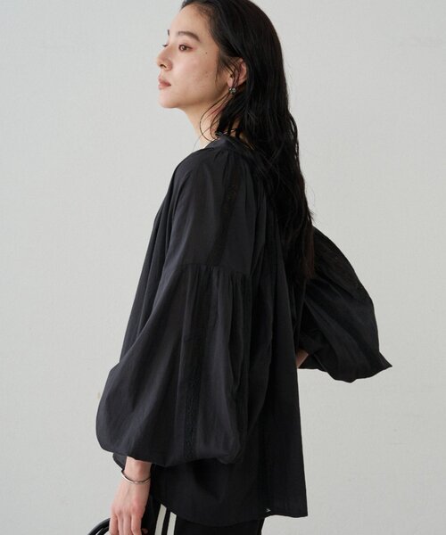 LOUNGEDRESS(ラウンジドレス)の「【INDIA】スキッパーレースブラウス(シャツ/ブラウス・レディース・オフホワイト/ベージュ/ブラック・FREE)」の21枚目の写真