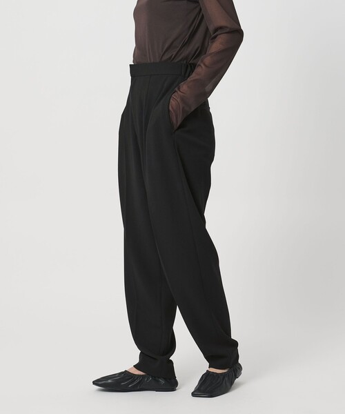 MARW UNITED ARROWS(マルゥ ユナイテッドアローズ)の「<MARW UNITED ARROWS>ジョーゼット テーパード パンツ 撥水・UVカット(その他パンツ・レディース・ブラック/ナチュラル/ホワイト・34/36/38)」の4枚目の写真