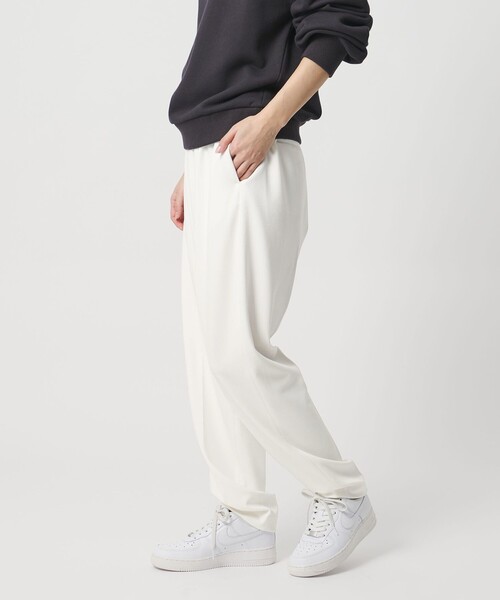 MARW UNITED ARROWS(マルゥ ユナイテッドアローズ)の「<MARW UNITED ARROWS>ジョーゼット テーパード パンツ 撥水・UVカット(その他パンツ・レディース・ブラック/ナチュラル/ホワイト・34/36/38)」の7枚目の写真