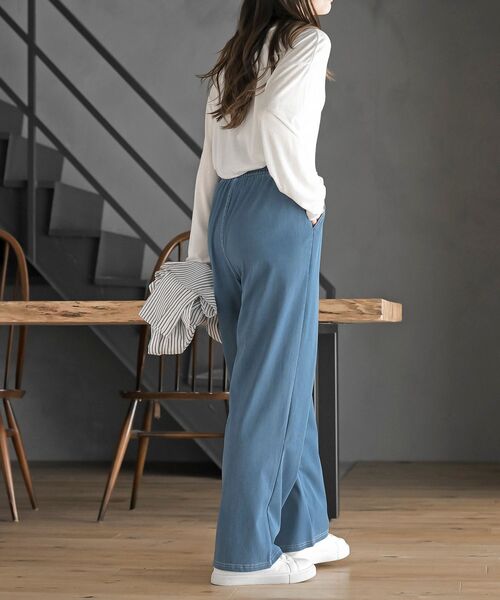 rps（アールピーエス）の「カットデニムイージーパンツ（デニムパンツ・レディース・サックスブルー/ネイビー/ブルー・フリー）」の13枚目の写真
