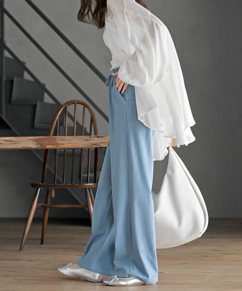 rps（アールピーエス）の「カットデニムイージーパンツ（デニムパンツ・レディース・サックスブルー/ネイビー/ブルー・フリー）」の22枚目の写真