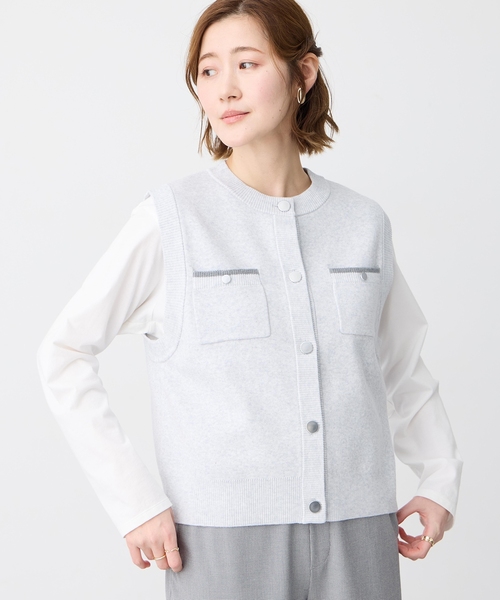 Petit Honfleur（プチオンフルール）の「胸ポケットニットベスト【ウォッシャブル】（カーディガン/ボレロ・レディース・ネイビー/グレー・M/L）」の4枚目の写真