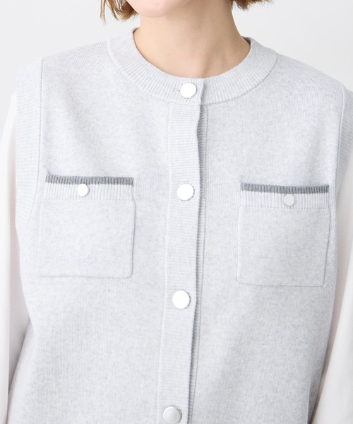 Petit Honfleur（プチオンフルール）の「胸ポケットニットベスト【ウォッシャブル】（カーディガン/ボレロ・レディース・ネイビー/グレー・M/L）」の19枚目の写真