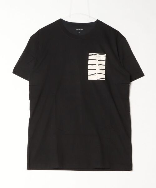 Calvin Klein Jeans（カルヴァンクラインジーンズ）の「Calvin Klein Jeans カルバンクラインジーンズ Serif Box Graphic Tee セリフ ボックス グラフィック Tシャツ（Tシャツ/カットソー・メンズ・ブラック/ホワイト・XL/L/M）」の2枚目の写真