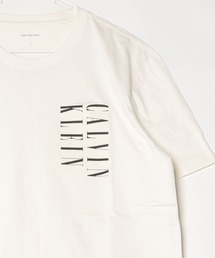 Calvin Klein Jeans カルバンクラインジーンズ Serif Box Graphic Tee セリフ ボックス グラフィック Tシャツ