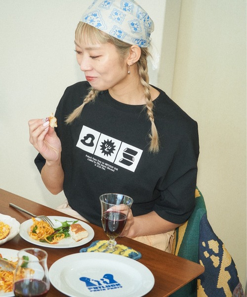 BIRTHDAY BAR(バースデイバー)の「【POTLUCK PASTA PARTY】Tシャツ 2サイズ展開(Tシャツ/カットソー・レディース・ホワイト/ネイビー/ブラック・MEDIUM/X-LARGE)」の5枚目の写真