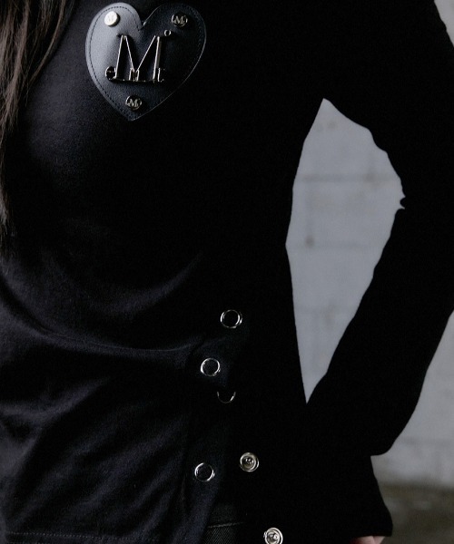 MUCENT(ムセント)の「A'GEM/9 × .kom 『MUCENT/ムセント』 VANTA METAL LOGO SNAP BUTTON/バンタメタルロゴボタンフードトップス(その他トップス・レディース・ブラック・FREE)」の3枚目の写真