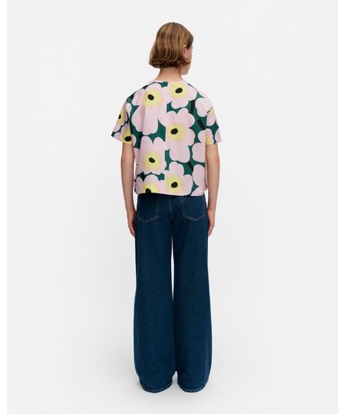 marimekko（マリメッコ）の「Huojunta Unikko / T-shirt（シャツ/ブラウス・レディース・ライトピンク・38/36/40）」の3枚目の写真