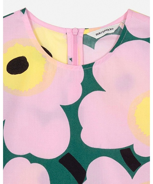 marimekko（マリメッコ）の「Huojunta Unikko / T-shirt（シャツ/ブラウス・レディース・ライトピンク・38/36/40）」の8枚目の写真