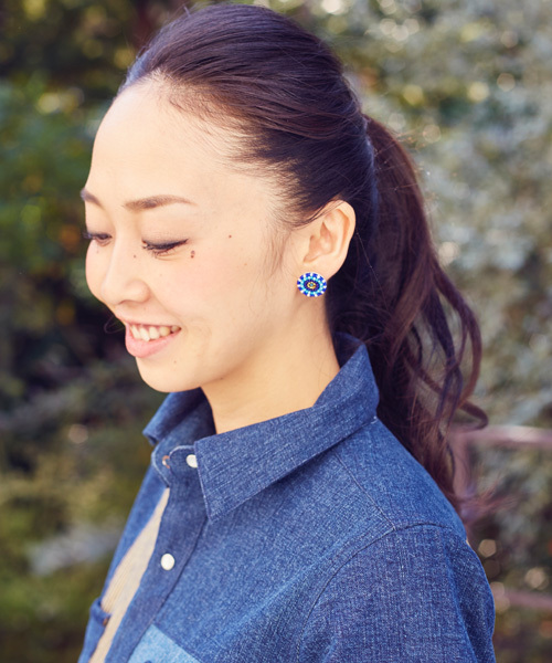 チャイハネ(チャイハネ)の「【チャイハネ】フラリアビーズピアス(ピアス(両耳用)・レディース・レッド/カラフル/ブルー・FREE)」の6枚目の写真