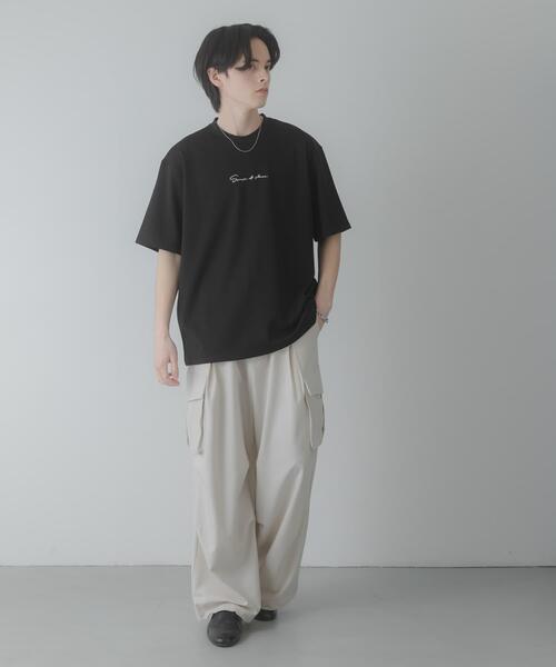SENSE OF PLACE by URBAN RESEARCH(センスオブプレイスバイアーバンリサーチ)の「『一部WEB限定カラー』シシュウポンチショートスリーブTシャツ(Tシャツ/カットソー・メンズ・ホワイト/ブラック/ライトベージュ/チャコールグレー/ブラウン/ライトブルー・MEDIUM/LARGE)」の21枚目の写真