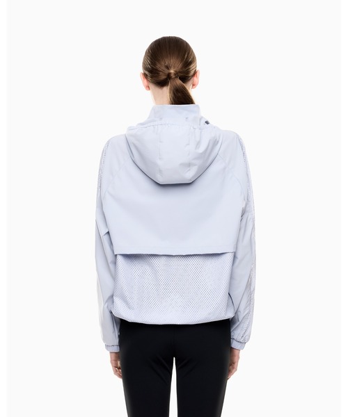 EMPORIO ARMANI EA7（エンポリオアルマーニイーエーセブン）の「【エンポリオ アルマーニ EA7】Dynamic Athlete フルジップジャケット VENTUS7テクニカルファブリック（ナイロンジャケット・レディース・ブルー系・MEDIUM/SMALL/X-SMALL）」の2枚目の写真