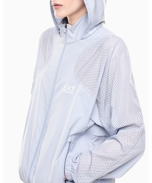 EMPORIO ARMANI EA7（エンポリオアルマーニイーエーセブン）の「【エンポリオ アルマーニ EA7】Dynamic Athlete フルジップジャケット VENTUS7テクニカルファブリック（ナイロンジャケット・レディース・ブルー系・MEDIUM/SMALL/X-SMALL）」の3枚目の写真