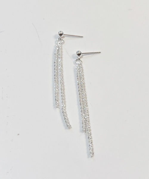 yu-ka(ユーカ)の「YU-KA:フリンジピアス Fringe earrings(ピアス(両耳用)・レディース・シルバー・FREE)」の3枚目の写真