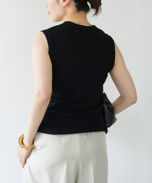 Deuxieme Classe(ドゥーズィエムクラス)の「* Dignity sleeveless(Tシャツ/カットソー・レディース・ブラック/ライトグリーン/ベージュ系その他/ブラウン/ホワイト・FREE)」の22枚目の写真