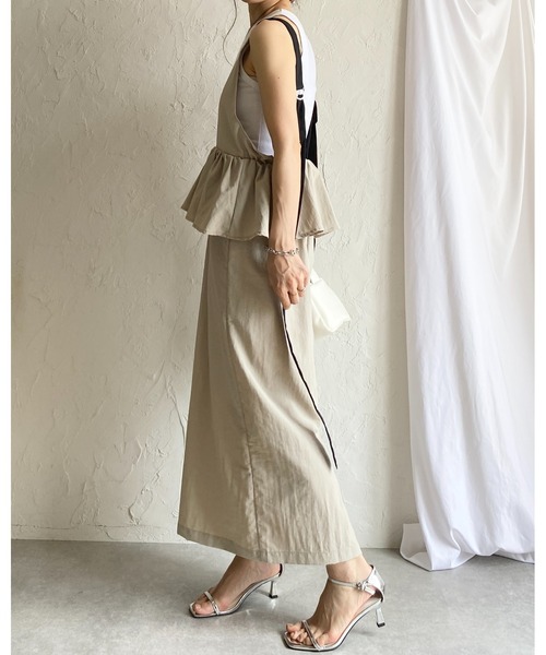 She's Closet(シーズクローゼット)の「ロング丈 レイヤード風 ペプラム切り替え キャミワンピース ジャンパースカート(ジャンパースカート・レディース・ライトベージュ/オリーブ/ブラック・FREE)」の5枚目の写真