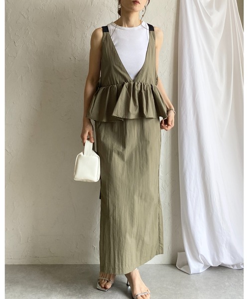 She's Closet(シーズクローゼット)の「ロング丈 レイヤード風 ペプラム切り替え キャミワンピース ジャンパースカート(ジャンパースカート・レディース・ライトベージュ/オリーブ/ブラック・FREE)」の18枚目の写真