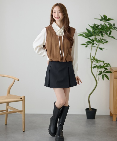 DAYRA(デイラ)の「2ピース風 リボン ベスト 長袖 ブラウス(シャツ/ブラウス・レディース・ブラック/ブラウン/グレー・FREE)」の9枚目の写真