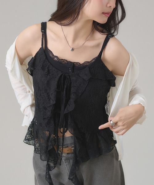 apres jour mignon(アプレジュールミニョン)の「レースフリルキャミ(キャミソール・レディース・オフホワイト/ブラック・LARGE/フリー)」の2枚目の写真