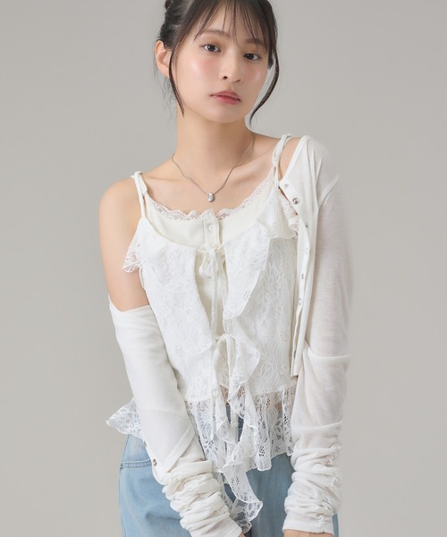 apres jour mignon(アプレジュールミニョン)の「レースフリルキャミ(キャミソール・レディース・オフホワイト/ブラック・LARGE/フリー)」の6枚目の写真