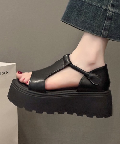 Lace Ladies（レースレディース）の「サイド オープン 厚底 コンフォート サンダル（サンダル・レディース・シルバー/ブラック・23cm/23.5cm/24cm/24.5cm/25cm/22.5cm）」の2枚目の写真