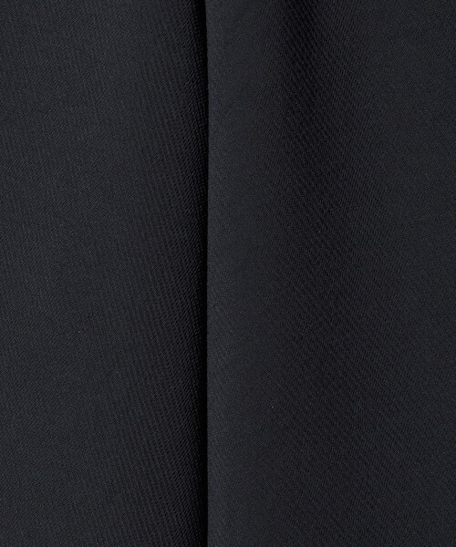 UNITED ARROWS(ユナイテッドアローズ)の「COMFY クロップド ワイドパンツ ‐防汚 UVカット ウォッシャブル‐(スラックス・レディース・ブラック/ダークグレー・36/38)」の16枚目の写真