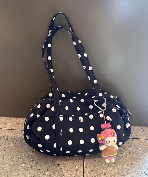 Teem Store（チームストア）の「【ドット柄】 ギャザーミニボストンバッグ（ショルダーバッグ・レディース・ブラック/ホワイト・F）」の12枚目の写真