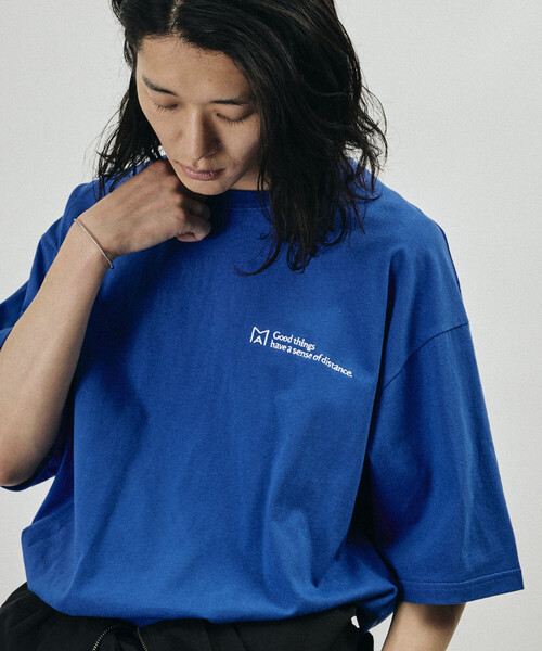Firsthand(ファーストハンド)の「MA Firsthand/マ ファーストハンド MA ベーシック ロゴ 刺繍 ショートスリーブ Tシャツ(Tシャツ/カットソー・メンズ・ブラック/ホワイト/ブルー/オフホワイト・MEDIUM/SMALL/LARGE)」の5枚目の写真
