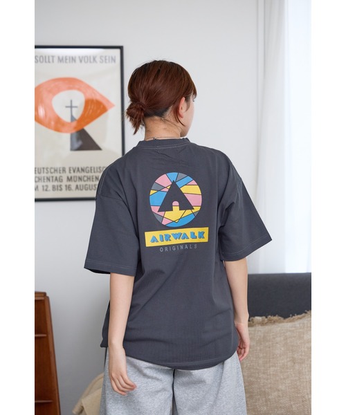 AIRWALK(エアウォーク)の「【AIRWALK/エアウォーク】バックプリントTシャツ メンズ/バックプリント/カジュアル/ストリート(Tシャツ/カットソー・メンズ・ベージュ/ホワイト/ブルー/チャコールグレー・X-LARGE/LARGE/MEDIUM)」の3枚目の写真