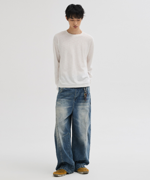 LEIRE（ルアール）の「カーブドラインウォッシングパンツ [フェイドブルー]（デニムパンツ・メンズ・その他・MEDIUM/LARGE/X-LARGE）」の2枚目の写真
