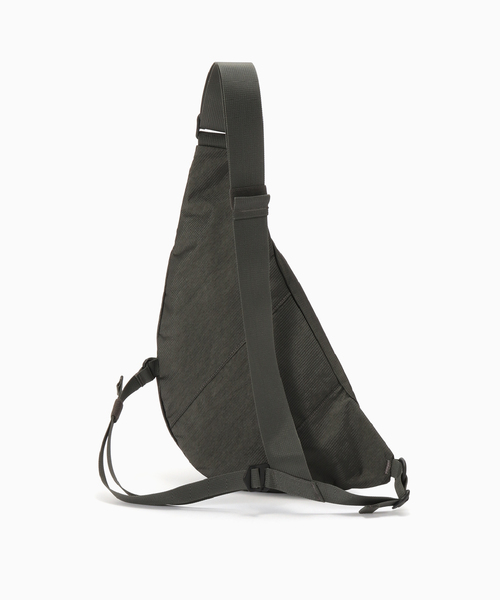 SEALSON(シールソン)の「SEALSON / シールソン SR1 2WAY GRAB BAG GRAVEL GREY(ショルダーバッグ・メンズ・チャコールグレー・FREE)」の3枚目の写真