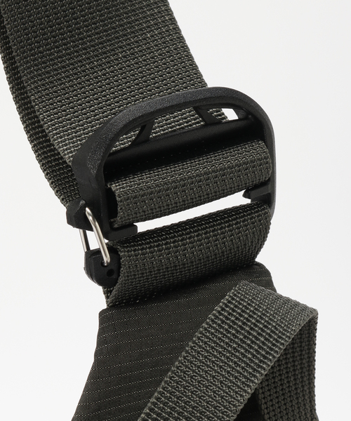 SEALSON(シールソン)の「SEALSON / シールソン SR1 2WAY GRAB BAG GRAVEL GREY(ショルダーバッグ・メンズ・チャコールグレー・FREE)」の8枚目の写真