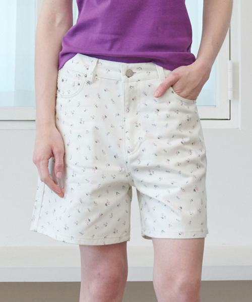 OPENING SUNSHINE(オープニングサンシャイン)の「ヴィンテージフラワーデニムショートパンツアイボリー(その他パンツ・レディース・その他・SMALL/MEDIUM)」の7枚目の写真