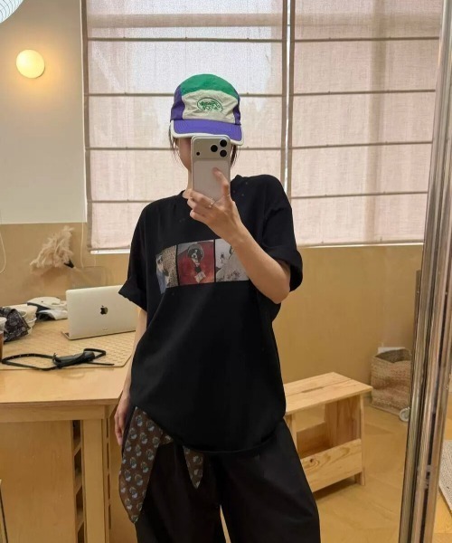 GEMEDA(ジェメダ)の「フォトプリントオーバーTシャツ/ヴィンテージライク半袖トップス(Tシャツ/カットソー・レディース・ホワイト/グレー/ブラック・M)」の22枚目の写真